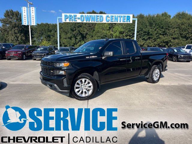 Used 2020 Chevrolet Silverado 1500 Custom w/ Custom Value Package RWD image 1