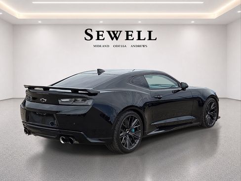 Used 2018 Chevrolet Camaro ZL1 w/ LPO, ZL1 Protection Package RWD image 7