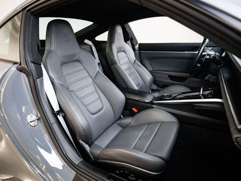 Certified 2025 Porsche 911 Turbo S AWD/4WD image 29