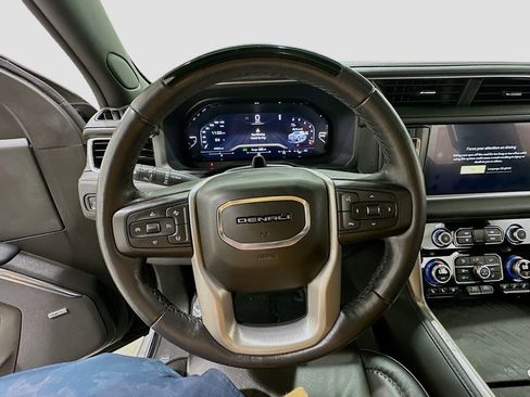 Used 2023 GMC Yukon Denali w/ Denali Reserve Package AWD/4WD image 11