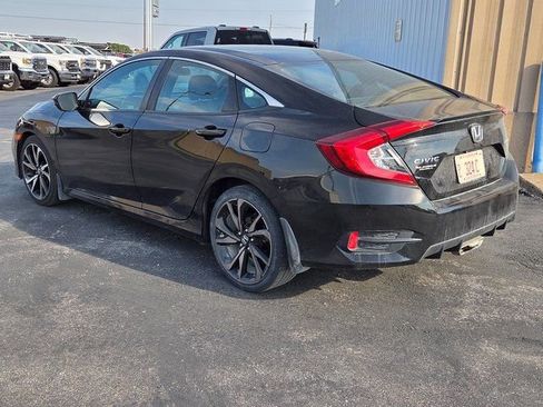 Used 2019 Honda Civic Sport image 4