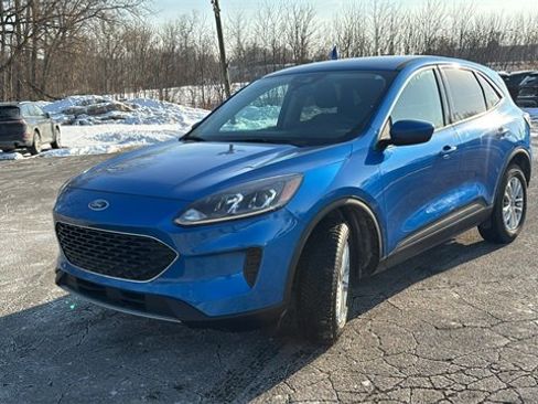 Certified 2020 Ford Escape SE image 7