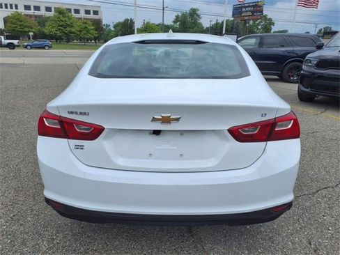 Used 2023 Chevrolet Malibu LT image 6