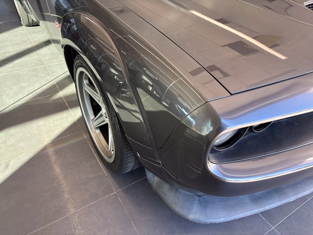 Used 2015 Dodge Challenger SRT w/ Technology Group RWD image 7