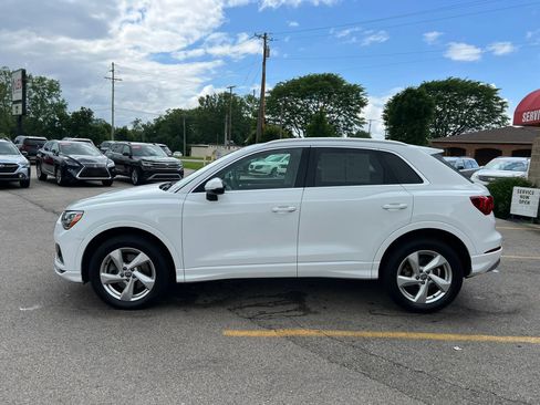 Used 2020 Audi Q3 2.0T Premium w/ Convenience Package AWD/4WD image 8