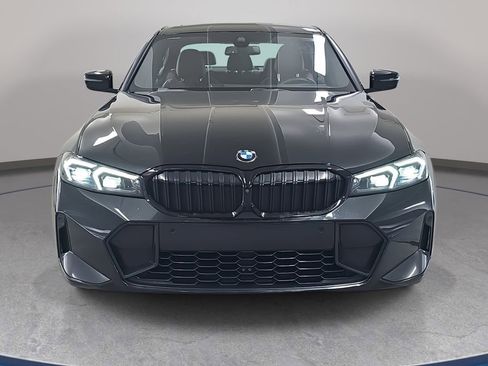 Certified 2023 BMW 330i Sedan w/ M Sport Package image 3