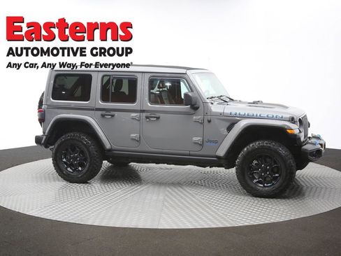 Used 2022 Jeep Wrangler Unlimited Rubicon 4xe w/ Cold Weather Group AWD/4WD image 48