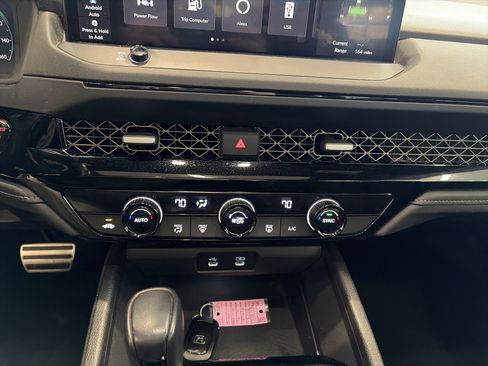 Used 2023 Honda Accord Sport image 25