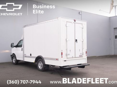 New 2024 Chevrolet Express 3500 w/ Power Convenience Package image 10