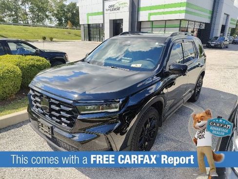 Used 2025 Honda Pilot Black Edition image 2