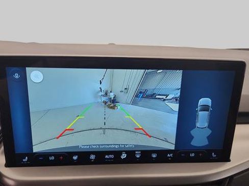 New 2026 Ford Escape SE w/ Class II Trailer Tow Package image 16