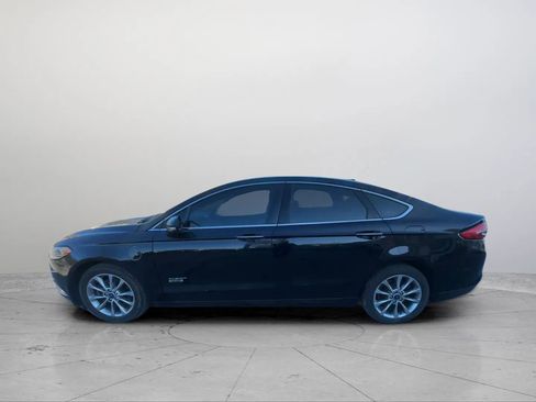 Used 2018 Ford Fusion Energi SE FWD image 2