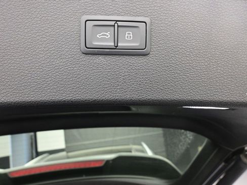 Used 2023 Audi Q5 2.0T Premium Plus image 24