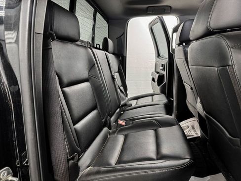 Used 2016 GMC Sierra 1500 SLT w/ SLT Preferred Package AWD/4WD image 9