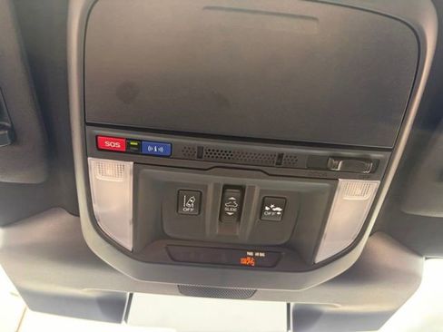 Used 2025 Subaru Forester Wilderness AWD/4WD image 12