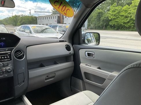 Used 2015 Honda Pilot LX image 12