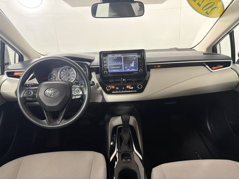 Used 2022 Toyota Corolla LE FWD image 24