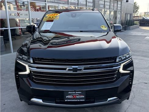 Used 2021 Chevrolet Suburban LT RWD image 9
