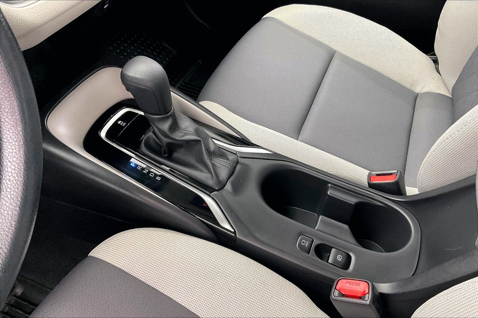 Used 2024 Toyota Corolla LE FWD image 15