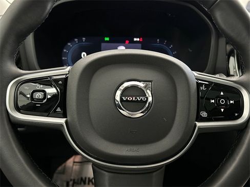 Used 2025 Volvo V60 B5 Cross Country Plus image 12