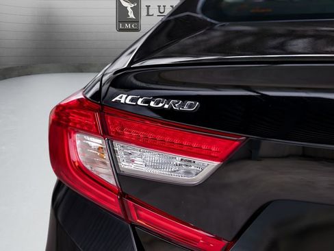 Used 2022 Honda Accord LX image 42