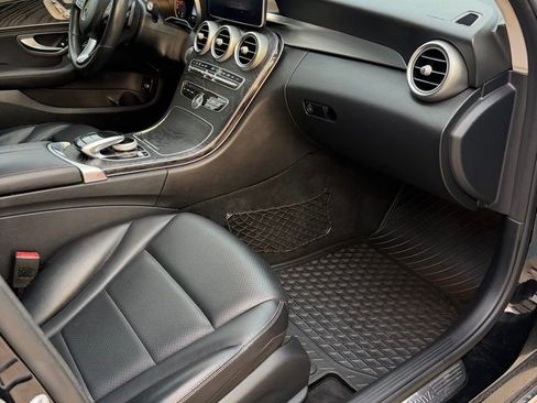 Used 2016 Mercedes-Benz C 300 Sedan image 18