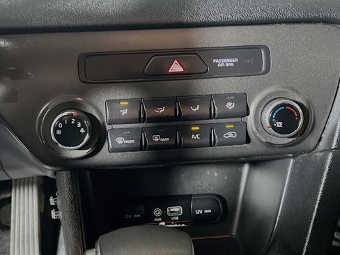 Used 2019 Kia Sportage LX FWD image 24