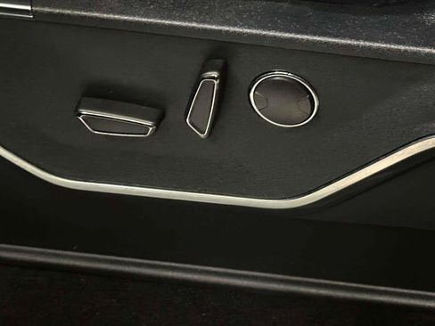 Used 2022 Ford F150 Raptor w/ Equipment Group 801A High image 19