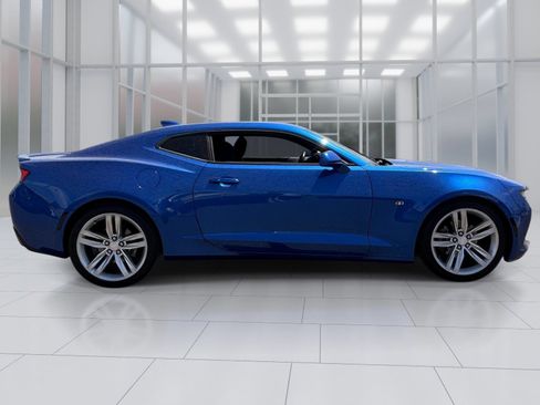 Used 2017 Chevrolet Camaro LT w/ RS Package RWD image 7