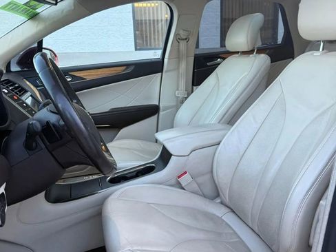 Used 2016 Lincoln MKC Select w/ Select Plus Package image 12