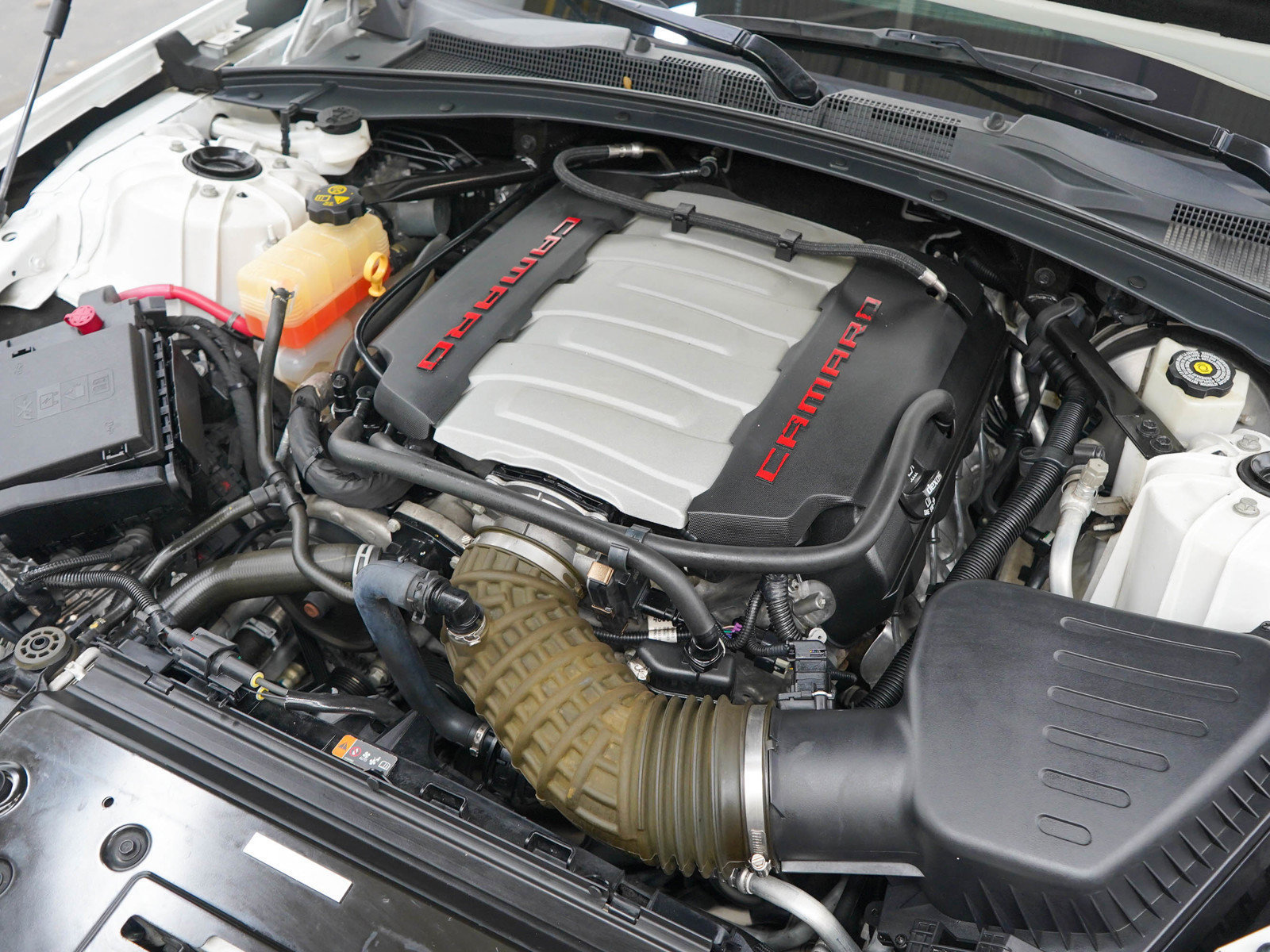 Used 2017 Chevrolet Camaro SS RWD image 29