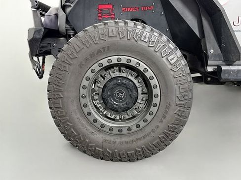 Used 2021 Jeep Wrangler Unlimited Rubicon w/ LED Lighting Group image 29