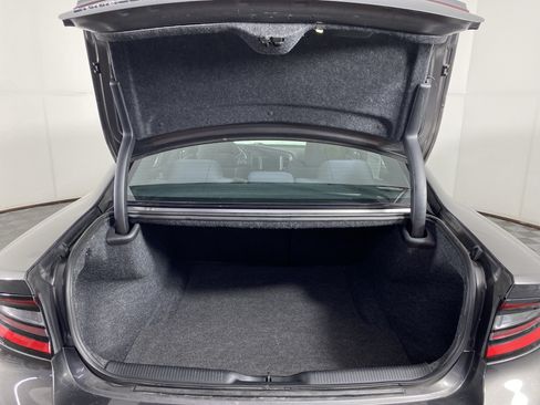 Used 2020 Dodge Charger SXT RWD image 31