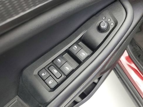 Used 2024 Jeep Grand Cherokee Altitude AWD/4WD image 20