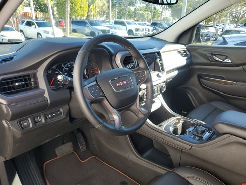 Used 2023 GMC Acadia AT4 w/ Technology Package image 10