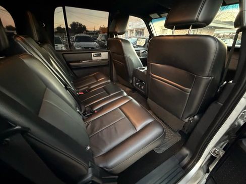 Used 2015 Ford Expedition XLT w/ Equipment Group 201A image 31