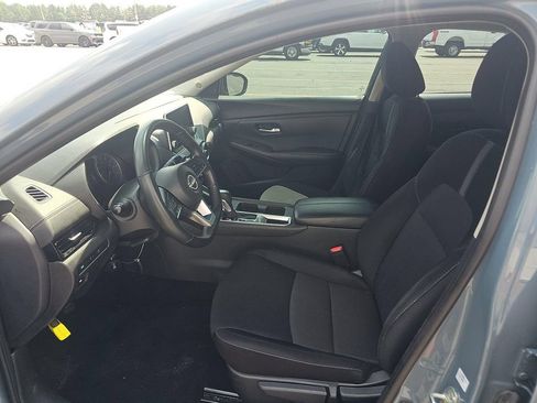 Used 2024 Nissan Sentra SV w/ All-Weather Package FWD image 5