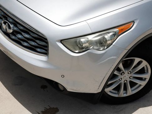 Used 2011 INFINITI FX35 2WD w/ Premium Pkg image 17