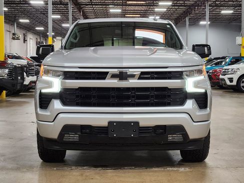 Used 2022 Chevrolet Silverado 1500 RST AWD/4WD image 3