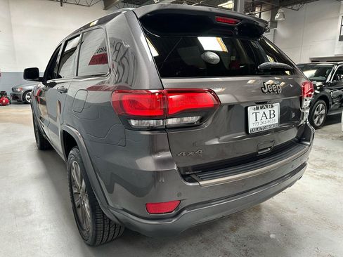 Used 2016 Jeep Grand Cherokee Limited 75th Anniversary AWD/4WD image 5