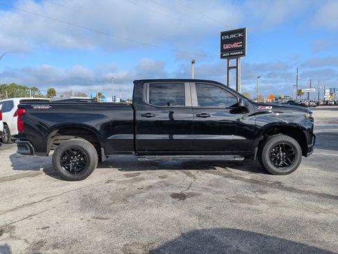 Used 2020 Chevrolet Silverado 1500 LT Trail Boss image 2
