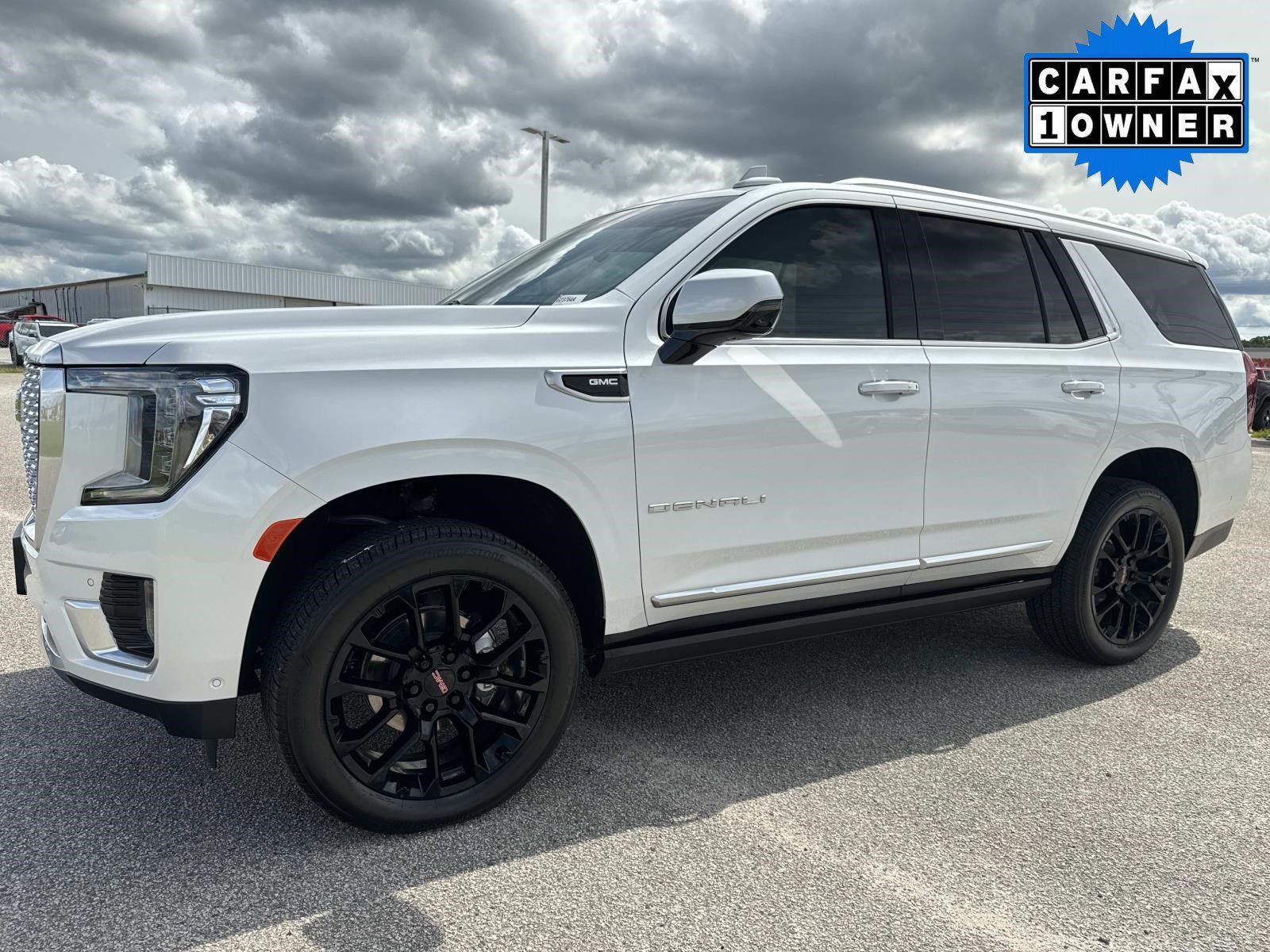 Used 2024 GMC Yukon Denali w/ Advanced Technology Package RWD image 8