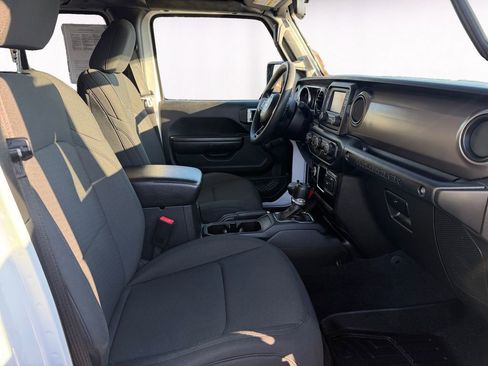 Used 2020 Jeep Wrangler Unlimited Sport image 15