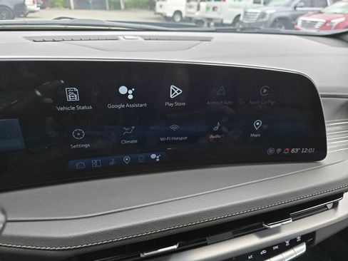 Used 2024 Cadillac XT4 Premium Luxury image 30