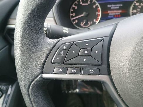 Used 2023 Nissan Altima 2.5 SV AWD/4WD image 26