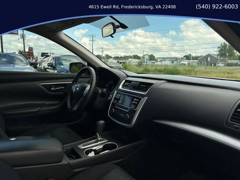 Used 2017 Nissan Altima 2.5 S FWD image 15