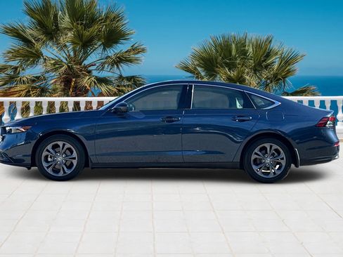 Used 2023 Honda Accord EX image 7