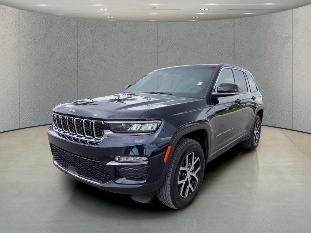 Used 2024 Jeep Grand Cherokee Limited AWD/4WD image 11