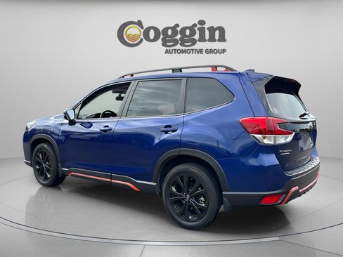 Used 2023 Subaru Forester Sport image 3