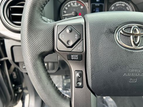 Used 2023 Toyota Tacoma TRD Off-Road w/ Technology Package image 14